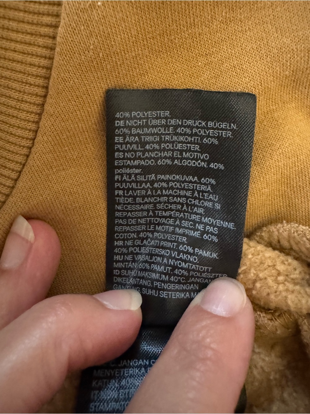 Men Sweater Subcategory Identification - Picture 3 of 3